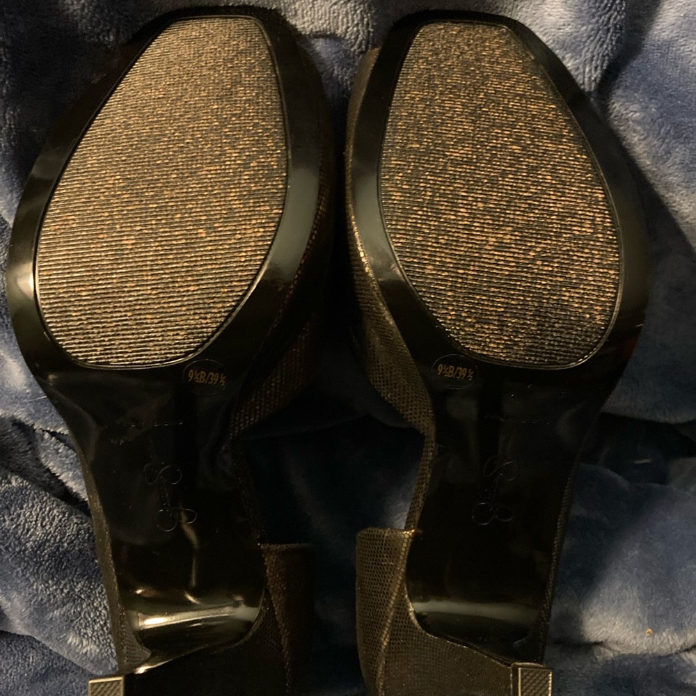 Jessica Simpson Size 9.5B/39.5 - Metallic Gold Peep Toe Heels - Picture 3 of 6
